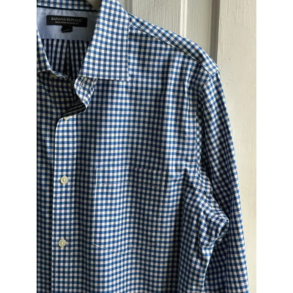 Banana Republic Non-Iron Classic Fit Button-Down Shirt